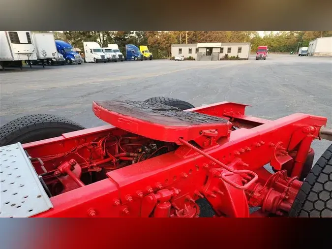 2020 FREIGHTLINER CA116