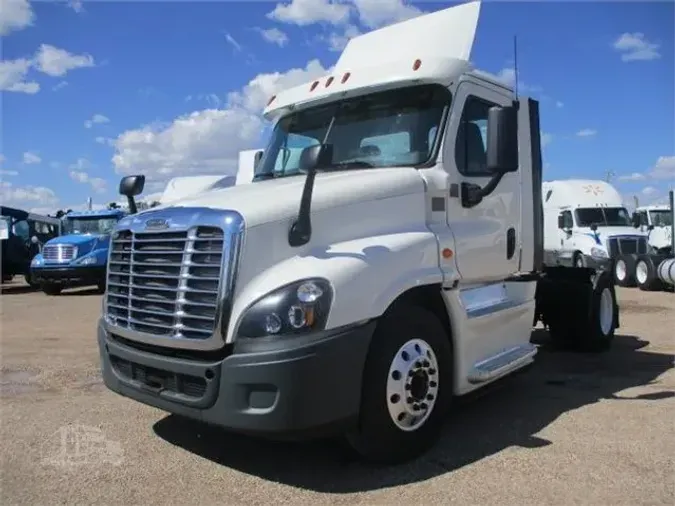 2017 FREIGHTLINER CASCADIA 1254f395180bed2a8f3bdefbaebc15f88ce