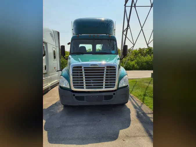 2017 FREIGHTLINER/MERCEDES CASCADIA 125