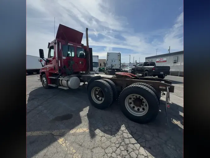 2017 FREIGHTLINER/MERCEDES CASCADIA 125