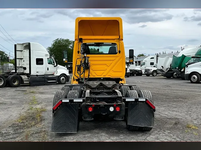 2019 INT LT625 6x4