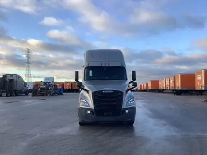 2020 Freightliner Cascadia