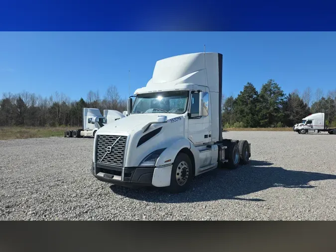 2020 Volvo VNL300
