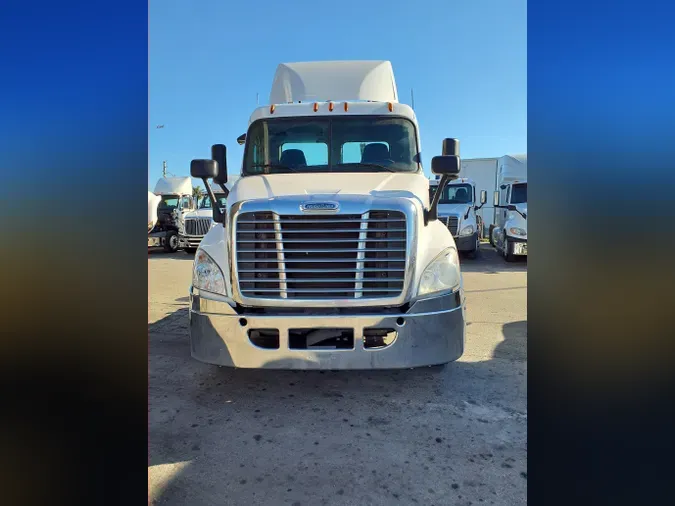 2016 FREIGHTLINER/MERCEDES CASCADIA 125