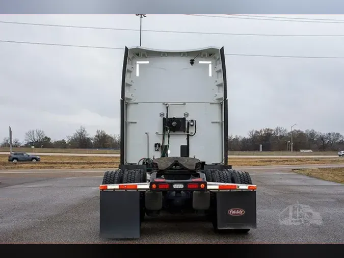2023 PETERBILT 579