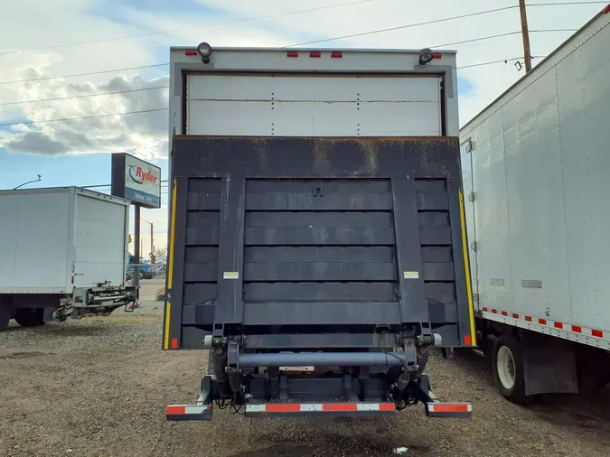 2020 FREIGHTLINER/MERCEDES M2 106