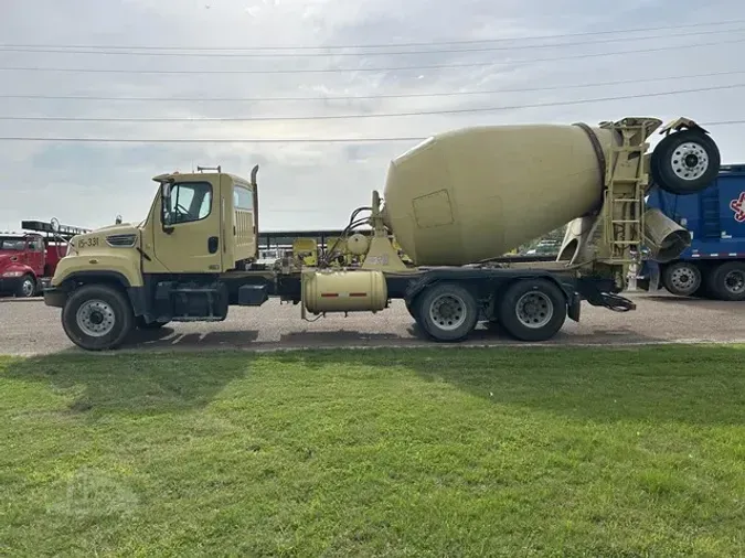 2016 FREIGHTLINER 114SD