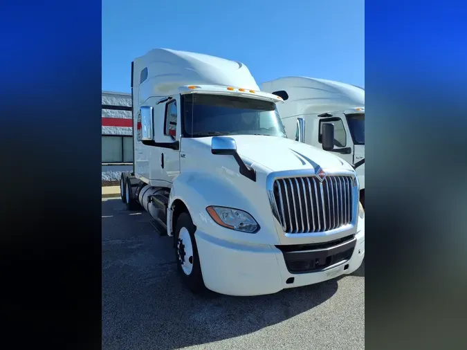 2019 NAVISTAR INTERNATIONAL LT625 SLPR CAB