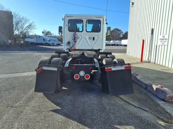 2018 FREIGHTLINER/MERCEDES CASCADIA 125