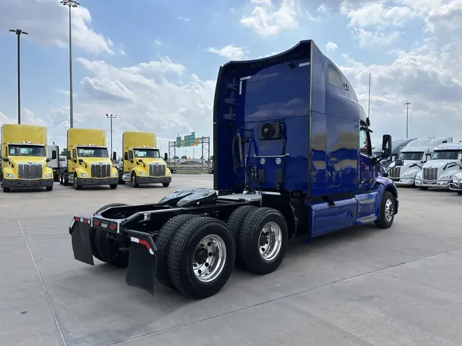 2022 Peterbilt 579