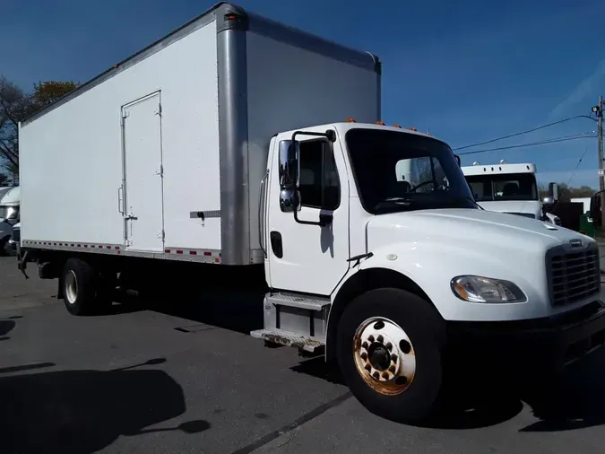 2019 FREIGHTLINER M2 106