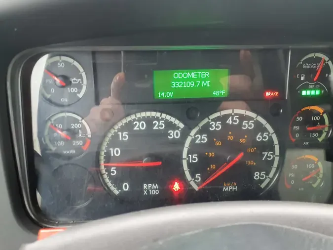 2019 FREIGHTLINER/MERCEDES M2 106