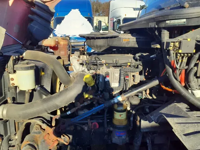 2020 NAVISTAR INTERNATIONAL LT625 SLPR CAB