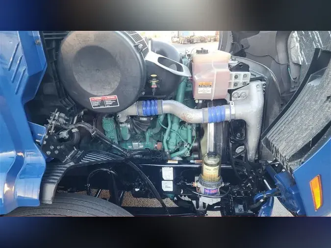 2021 VOLVO VNR6404f59a5c8a18b1814cb2061d08a1c85a0