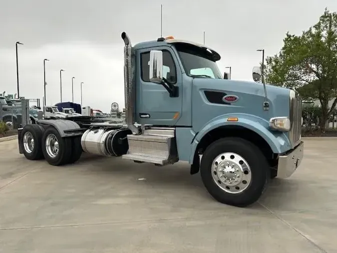 2022 Peterbilt 567