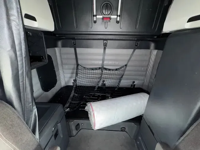 2022 FREIGHTLINER Cascadia 126