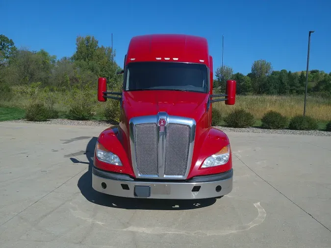2022 Kenworth T680