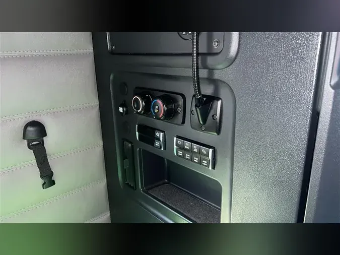 2019 FREIGHTLINER CA126