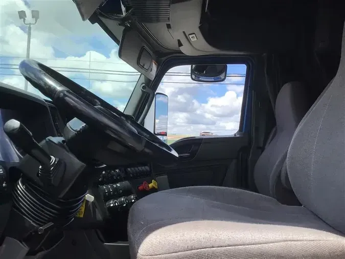 2020 INTERNATIONAL LT625