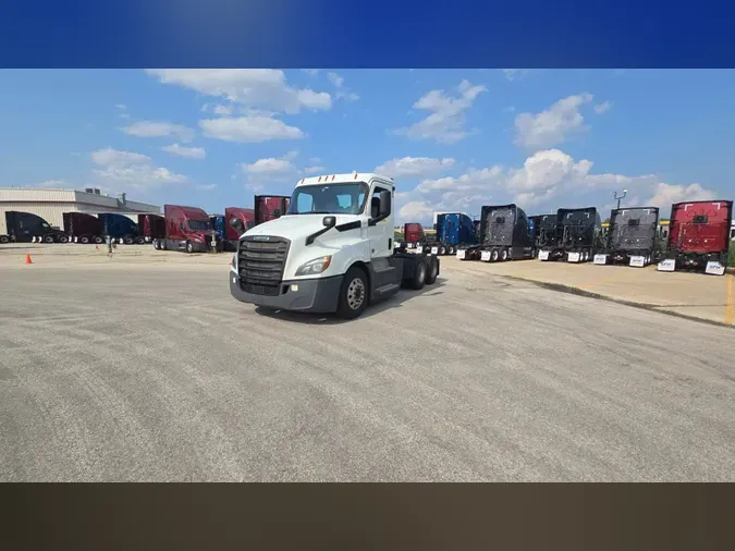 2019 Freightliner Cascadia 1264f6974f653df489d0526057b3493d6b2