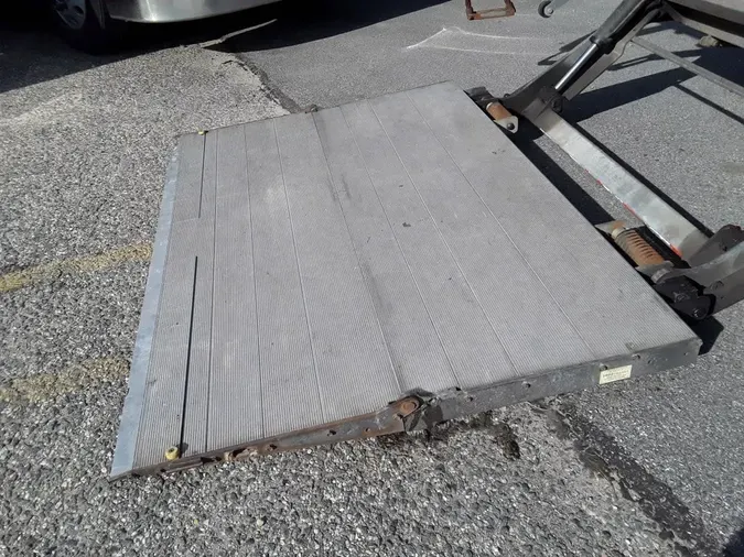 2019 FREIGHTLINER/MERCEDES M2 1064f6c534c1aa6f881cb4d68e24782041c