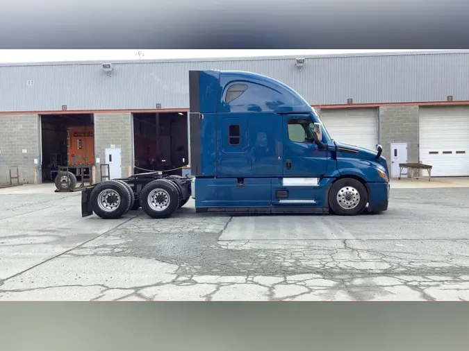 2023 Freightliner Cascadia 1264f6eca719ab532a2196ee962b3697f82