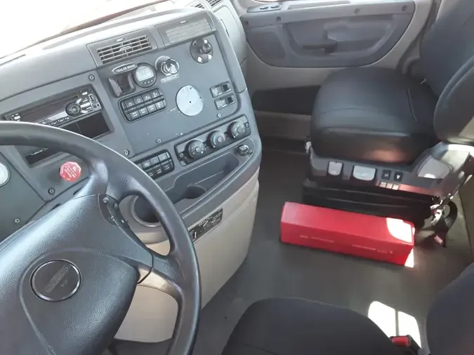 2020 FREIGHTLINER/MERCEDES CASCADIA 125