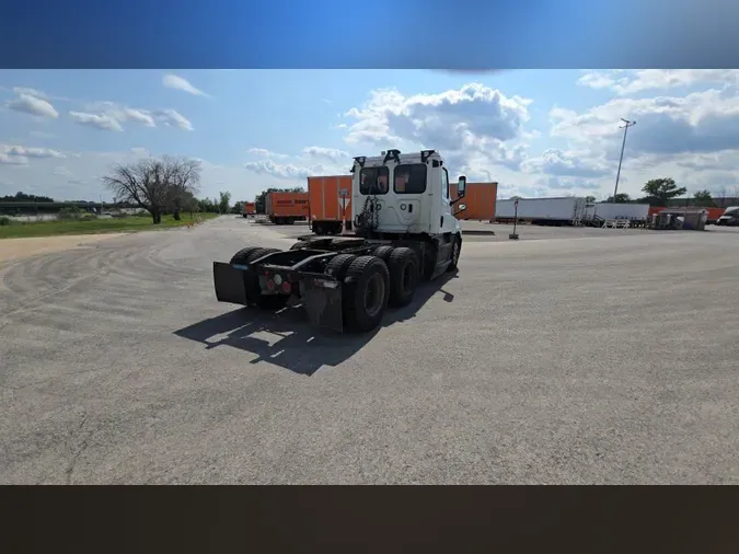 2019 Freightliner Cascadia 1264f73b74579430a69cf8160a9a52c29cb