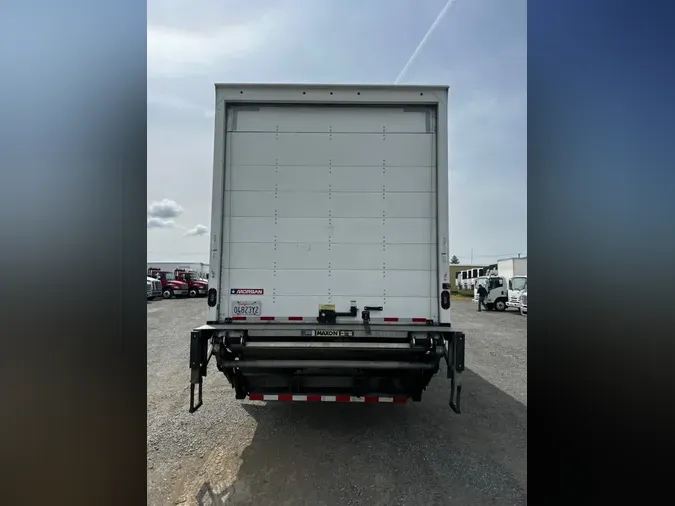 2021 FREIGHTLINER M2 106