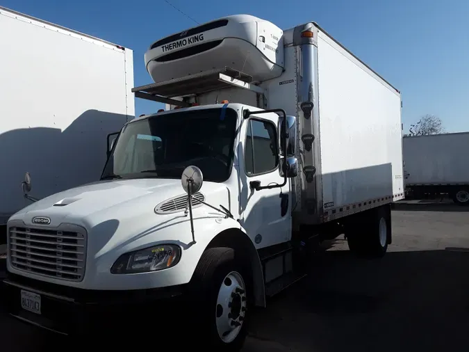 2016 FREIGHTLINER/MERCEDES M2 106