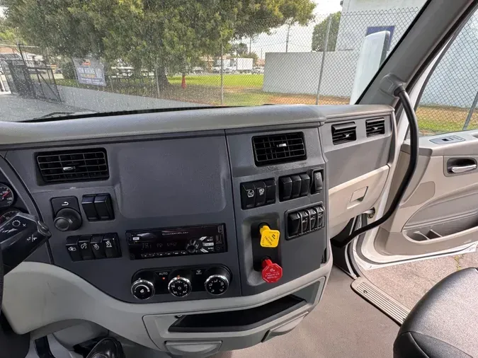 2021 Peterbilt 579