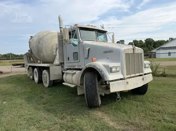 2009 KENWORTH W900