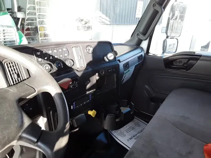 2019 NAVISTAR INTERNATIONAL MV607 (4X2)