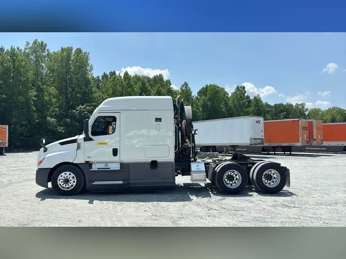 2021 Freightliner Cascadia 1264f82900d75326956c6ace76b38725aca