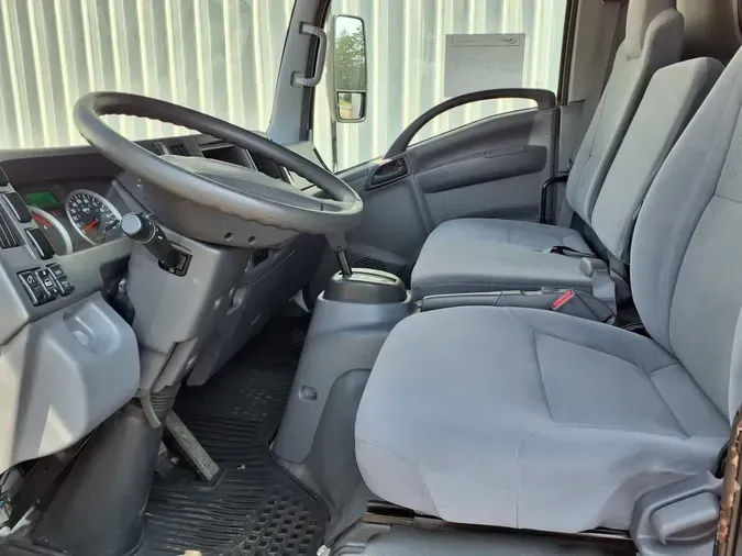 2018 ISUZU NRR