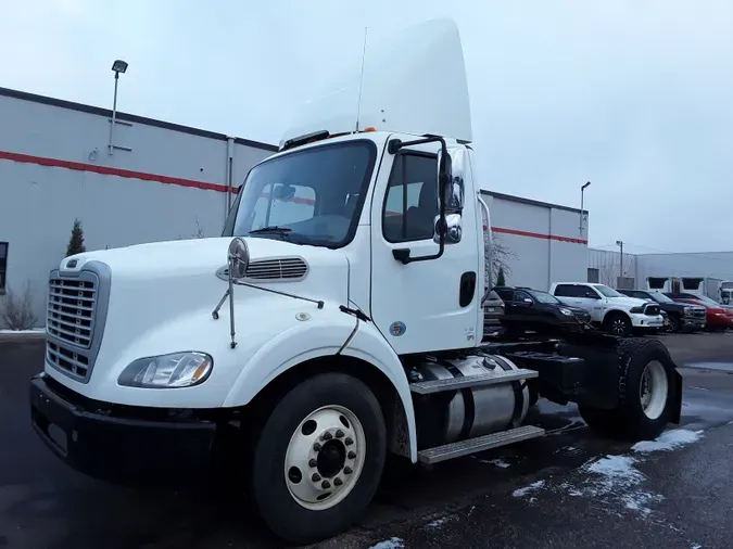 2017 FREIGHTLINER/MERCEDES M2-1124f8d3918c8824920c9353d1ba9916035