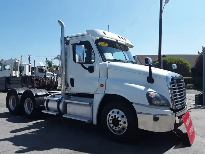 2020 FREIGHTLINER/MERCEDES CASCADIA 1254f8e74f52d91ced6ea432b90b03ceb06