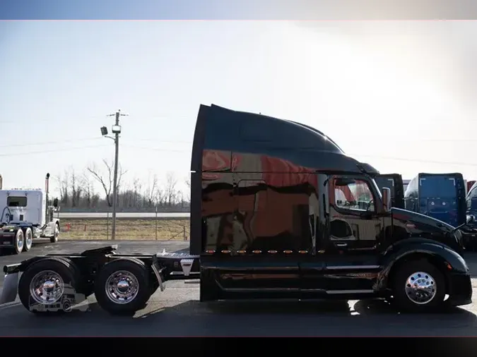 2023 PETERBILT 579