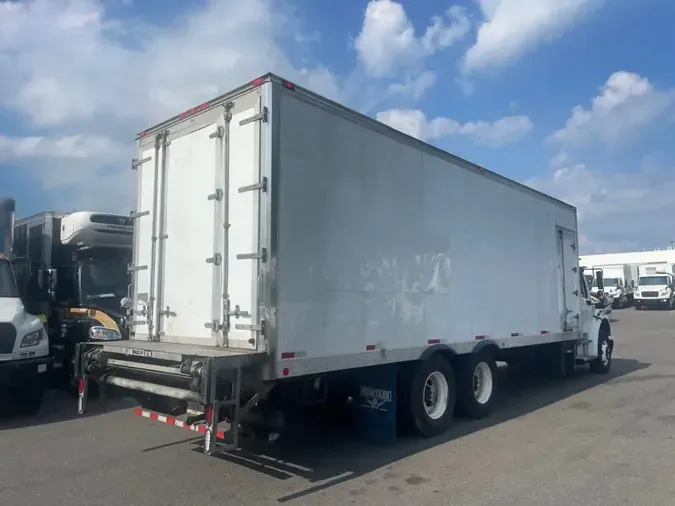 2018 FREIGHTLINER M2 106