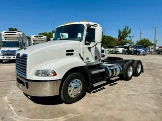 2018 MACK CXU613