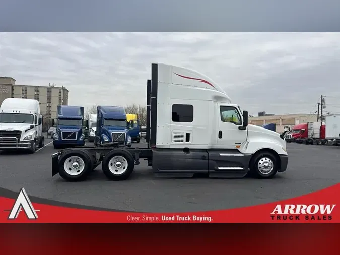 2022 INTERNATIONAL LT