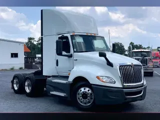 2021 INT LT625 6x4