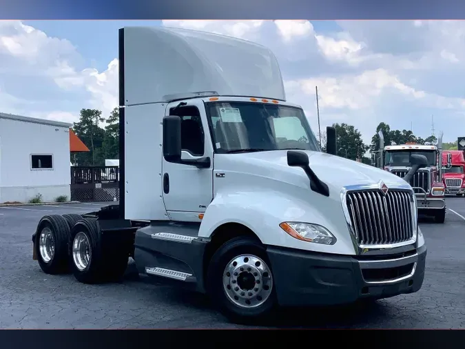 2021 INT LT625 6x44f9577e06d8a1150aa27838a7e64eda9