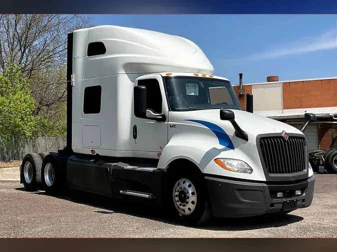 2021 INT LT625 6x44f9724920183b890268c808e7e588e60