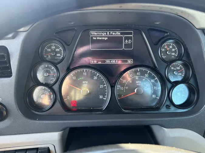 2018 Peterbilt 567