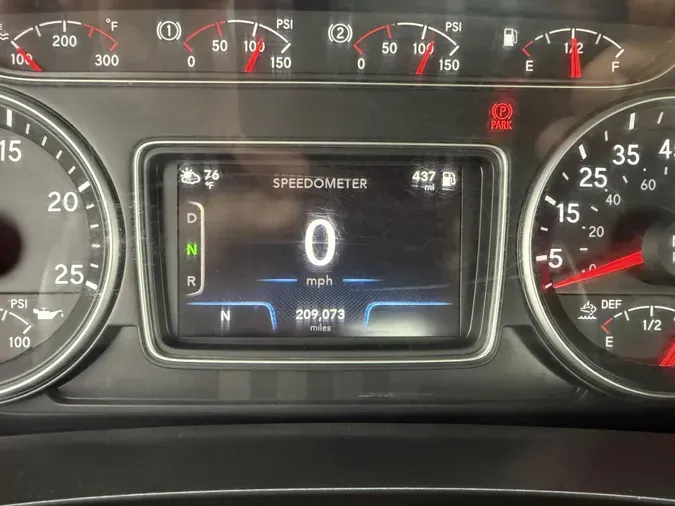 2023 International LT625