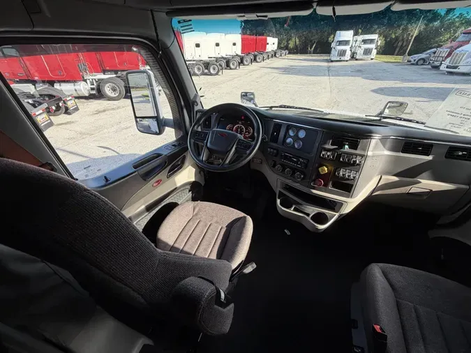 2022 Peterbilt 5794f9de3f74502704b1f9161e26a3ea5bf