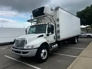 2019 NAVISTAR INTERNATIONAL MV607 (4X2)