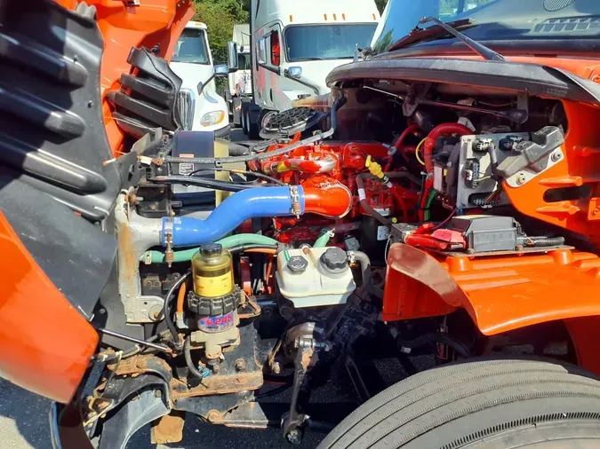 2018 FREIGHTLINER/MERCEDES M2 1064fa78756a17fd725a337e9f1e30918fa