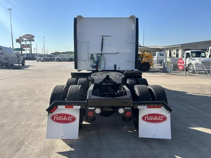 2020 Peterbilt 389